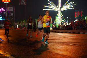 BIB: 212, 40464
                            <button type="button" onclick="openModal(16176331)" class="btn btn-primary btn-sm float-right btn-popup" data-toggle="modal" data-target=".modal-high-quality">
                        <i class="fas fa-shopping-cart"></i> Add to Cart
                    </button>
                                            <button type="button" onclick="isThisMe(16176331, true)" class="btn btn-success btn-sm float-right btn-popup btn-isme hidden" data-toggle="tooltip" data-placement="bottom" title="นี่คือรูปของคุณใช่ไหม คลิกที่นี่เพื่อเอาเข้าอัลบั้ม">
                        <i class="fas fa-plus"></i> Add to album
                    </button>
                    <button type="button" onclick="isThisMe(16176331, false)" class="btn btn-warning btn-sm float-right btn-popup btn-isnotme hidden">
                        <i class="fas fa-ban"></i> Remove from album
                    </button>